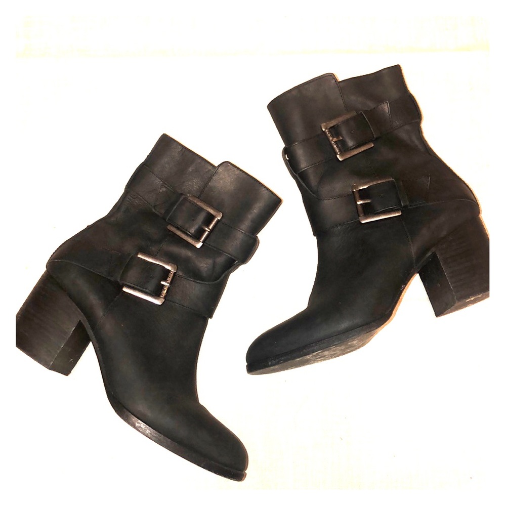 Lauren Ralph Lauren Buckle Heel Leather Boots 7